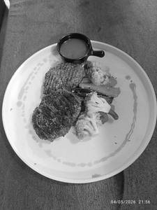 B**F Steak With Red Wine Jus