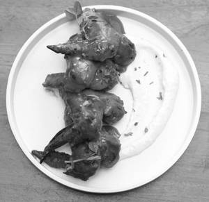 Chicken Wings In Bbq|Hot Sauce
