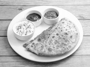 Sattu Pyaz Paratha