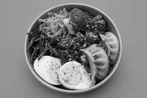 High-protein Chicken Momo Thukpa