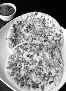 Vegetable Uttapam