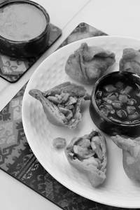 Kaju Samosa [250 grams]