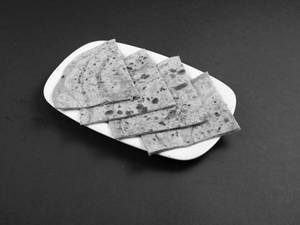 Mirchi Paratha (v)