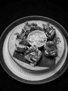 Makhmali Paneer Guldasta - Anar Dana , Malai