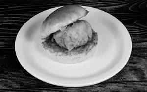Bole To Special Vada Pav