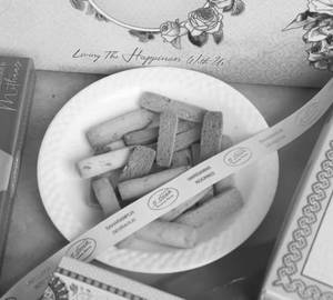 Badam Finger Biscuit [250 grams]