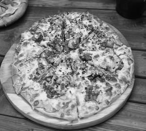 Bhuna chicken pizza [8.5 inches]