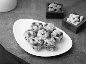 KAJU D/F LADDU
