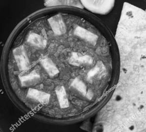 PANEER MASALA WITH 4 ROTI