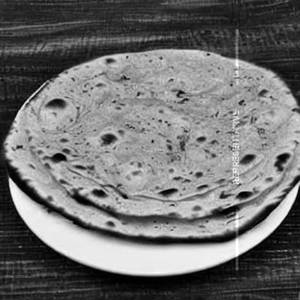 Garlic Missi Roti