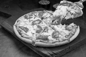 Tangy Tomato Pizza ( 8 Inches )