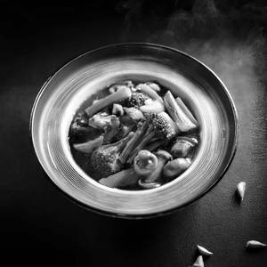 Seasonal vegetable in schezwan sauce