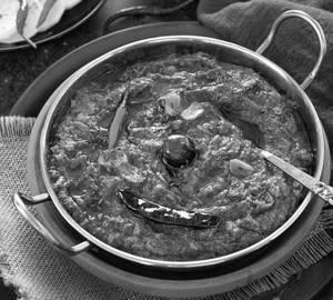 Plain palak gravy