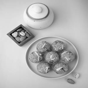 GHEE JODHPURI LADDU