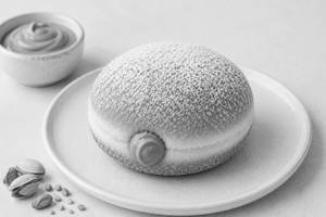 Pistachio Cream Bomboloni