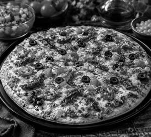 Mexican Salsa Pizza