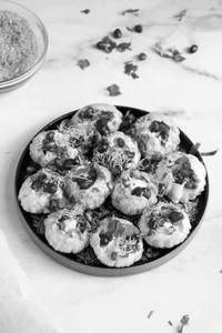 Dahi Puri Chaat [8 Pieces]