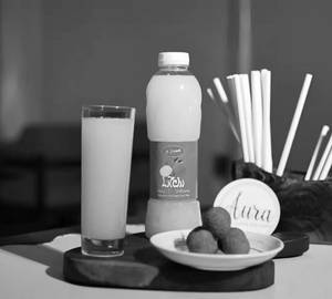 Litchi Squash [750 Ml]