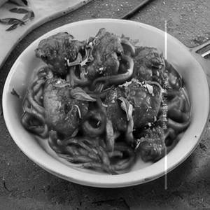 Barbeque chicken peproni medium