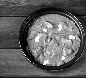 Mushroom butter masala