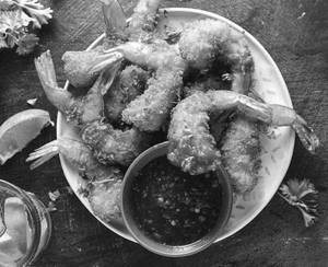 Golden fried prawns