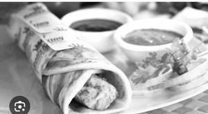 Pista House Special Dry Fruit Chicken Roll