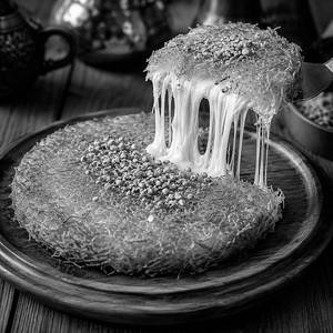Cheese Pull Kunafa