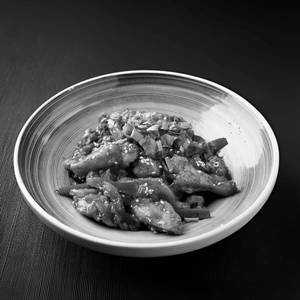 Sriracha chilli chicken