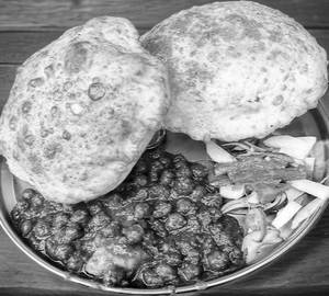 Amritsari Chole Bhature
