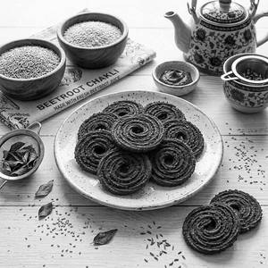 Beet Chakli 200gm