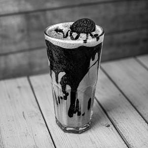 Dark Chocolate Oreo Shake