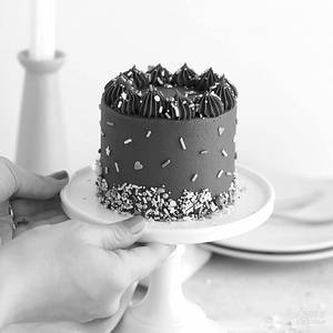 Chocolate Mini Cake (1 Pc)