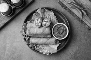 Paneer Thecha Roll