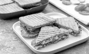 Tandoori Paneer Sandwich