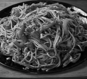 Schezwan chicken noodles
