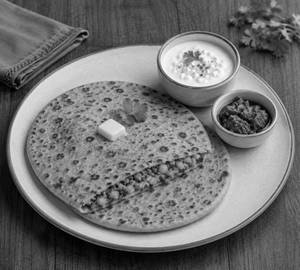Green Peas Paratha With Curd