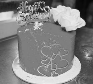 Strawberry eggless cool cake