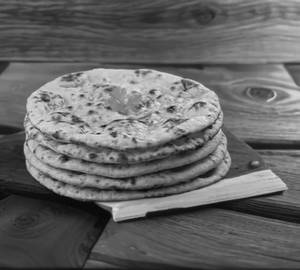 6 Tandoori Roti Basket