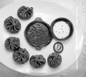 Veg steamed momos
