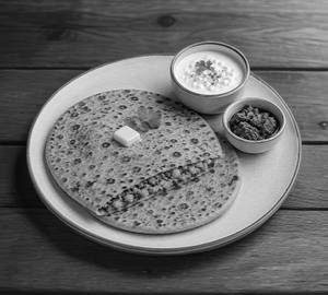 Veg Paratha With Curd