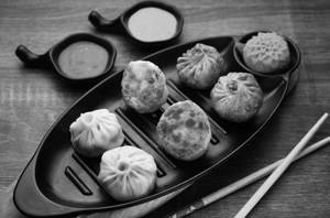 Momo'S Platter-All Varities Of Steam Momo [15 Pcs]|