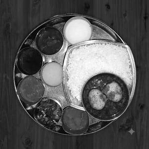 Meals With Egg Curry [Half]