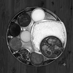 Meals With Fish Curry [Half]