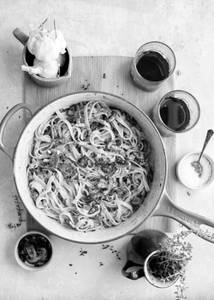 Spaghetti Alfredo - Spaghetti Alfredo, Mushrooms, Parsely And Crumbs