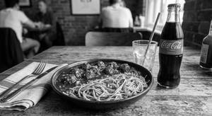 Manchurian Gravy+ Hakka Noodles+ 250 Ml Coke