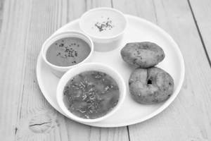 Sambhar Vada