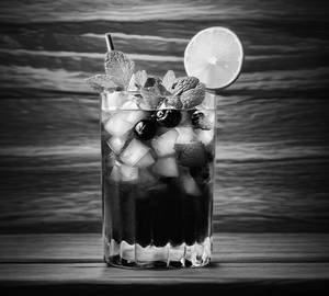 Blackcurrant mojito
