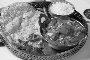Chicken Tikka Gravy [Half Plate] + 5 Butter Roti