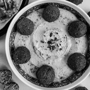 Falafel with Hummus