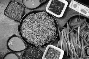 Veg hakka noodles